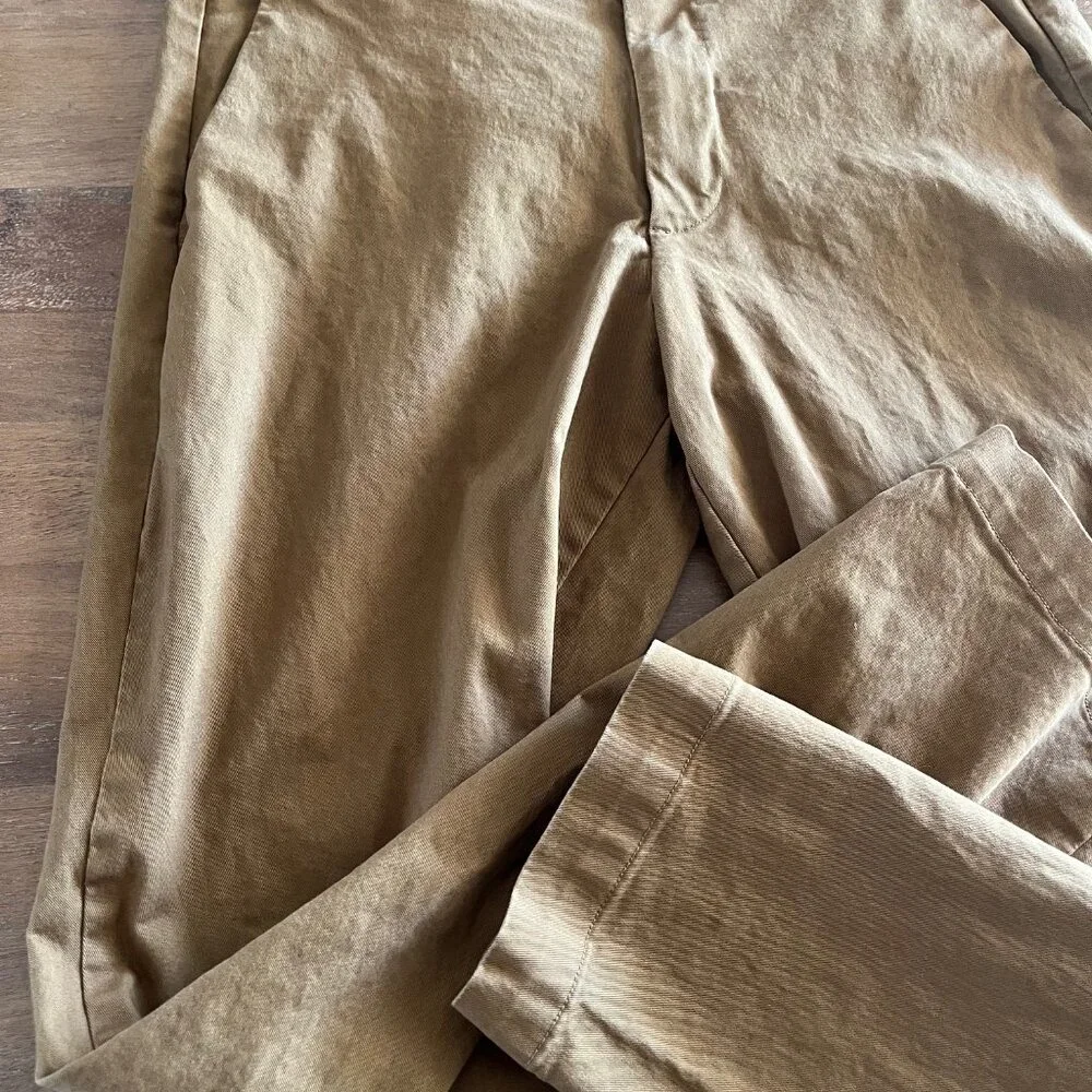 GAP Slim Stretch Modern Khakis in Brown Size 32x30 (True Waist 34